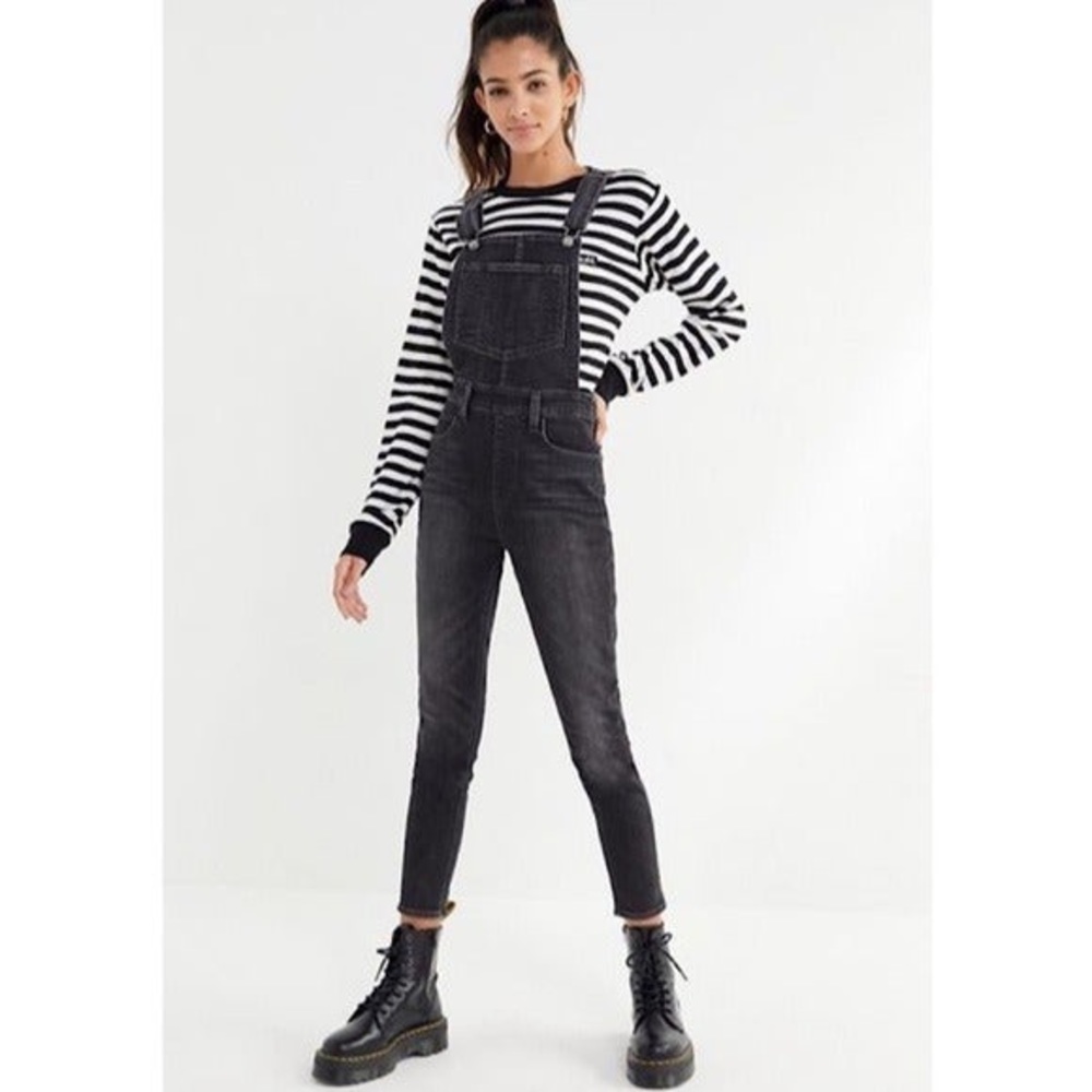Levi’s Skinny Overalls in Washed Black
